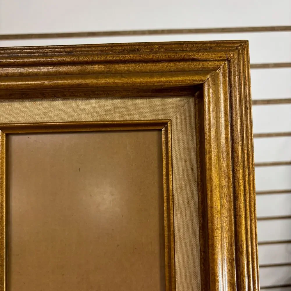 Vintage Deep Spoon Gold Tone Picture Frame w/ Linen Liner Art Wood Fits 5x7